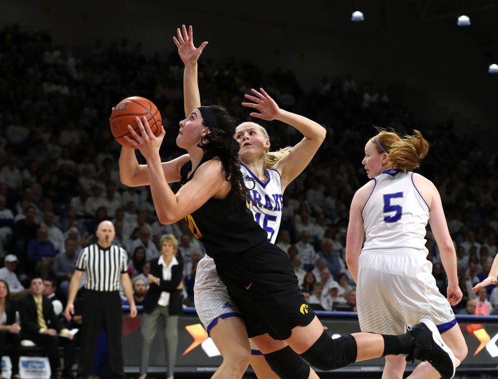 Iowa Hawkeyes forward Megan Gustafson (10) against the Drake Bulldogs Friday, December 21, 2018 at the Knapp Center in Des Moines. (Brian Ray/hawkeyesports.com)