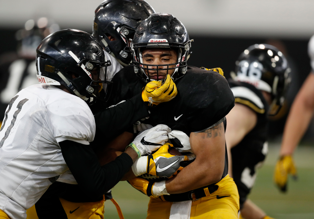 Iowa Hawkeyes running back Toren Young (28) during spring practice Saturday, March 31, 2018 at the Hansen Football Performance Center. (Brian Ray/hawkeyesports.com)