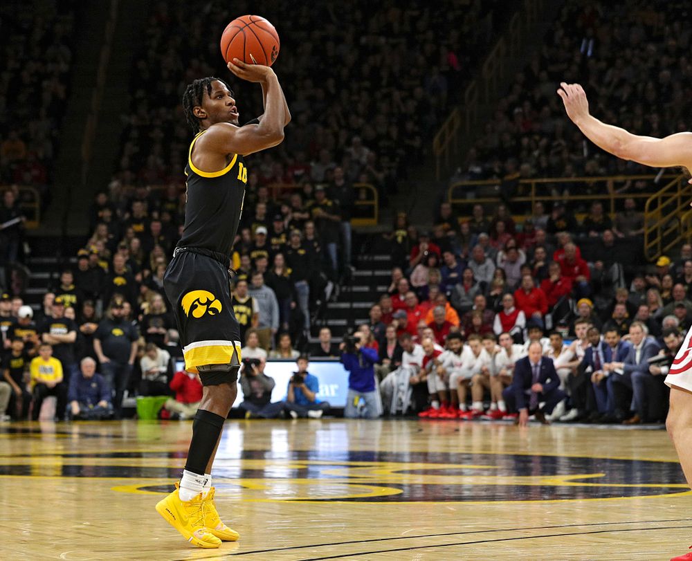 Iowa Hawkeyes guard Bakari Evelyn (4) puts up a shot during the second half of their game at Carver-Hawkeye Arena in Iowa City on Monday, January 27, 2020. (Stephen Mally/hawkeyesports.com)