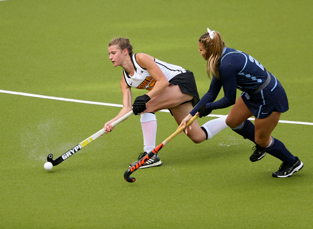 Iowa’s Esme Gibson (15) passes the ball during the third quarter of their NCAA Tournament Second Round match against North Carolina at Karen Shelton Stadium in Chapel Hill, N.C. on Sunday, Nov 17, 2019. (Stephen Mally/hawkeyesports.com)