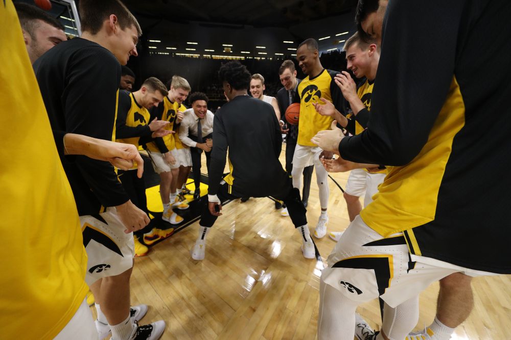 Iowa Hawkeyes forward Tyler Cook (25) against the Ohio State Buckeyes Saturday, January 12, 2019 at Carver-Hawkeye Arena. (Brian Ray/hawkeyesports.com)