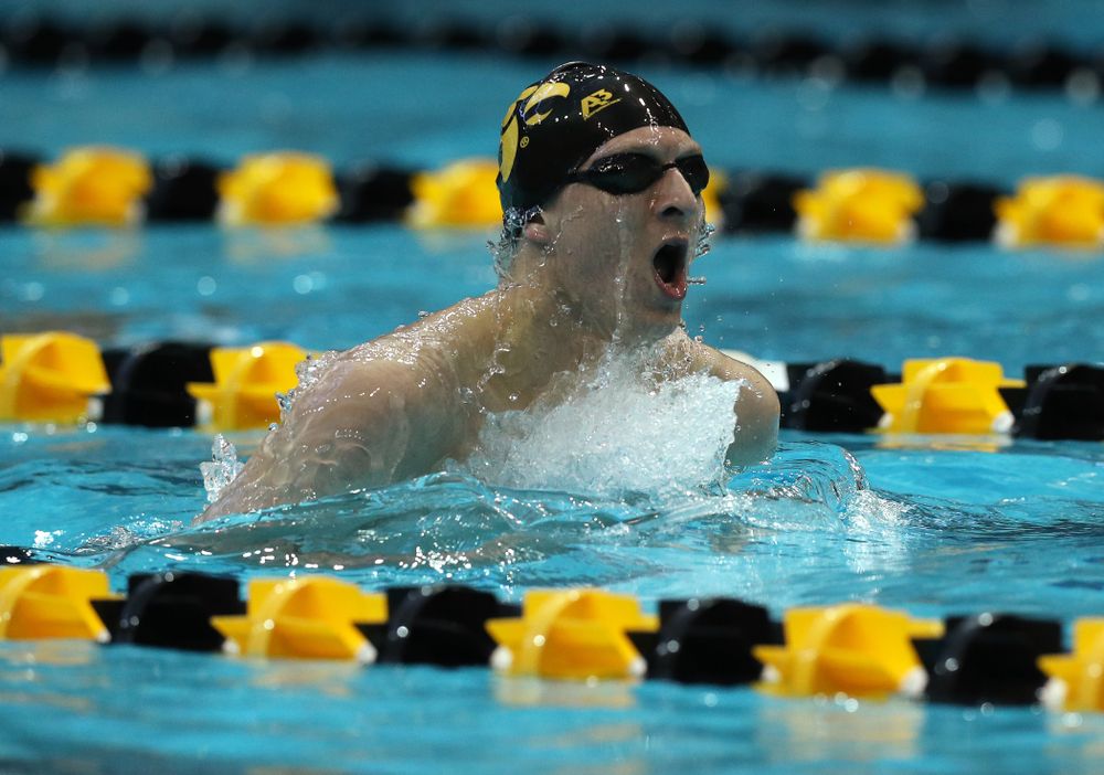 Iowa's Jackson Kuhlers swims the 200 yard Individual Medley Thursday, November 15, 2018 during the 2018 Hawkeye Invitational at the Campus Recreation and Wellness Center. (Brian Ray/hawkeyesports.com)