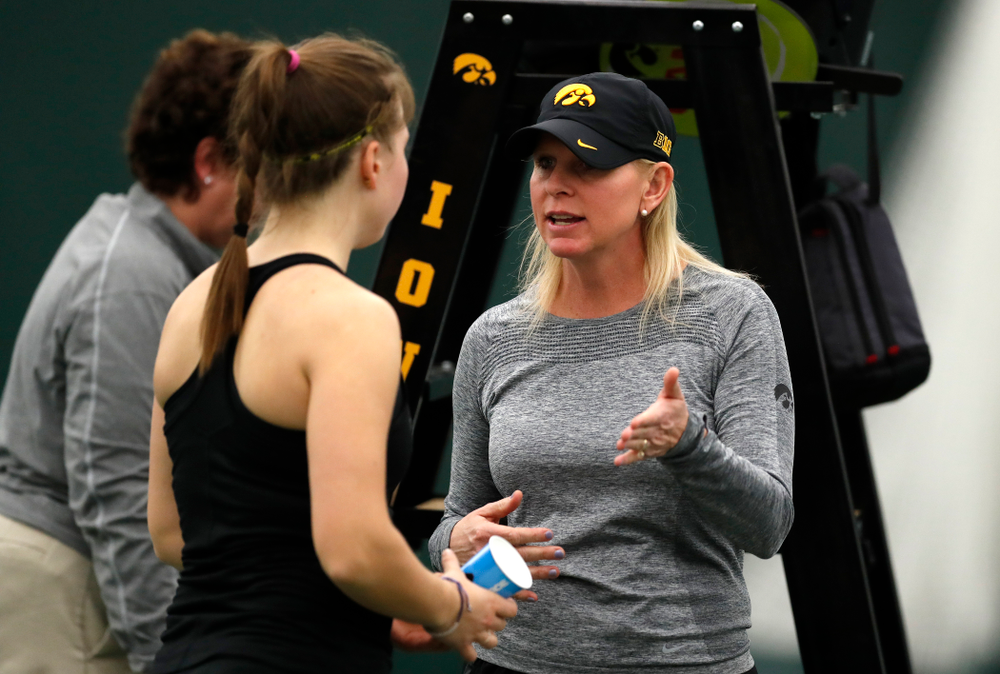 Elise Van Heuvelen and head coach Sasha Schmid against Ohio State Sunday, March 25, 2018 at the Hawkeye Tennis and Recreation Center. (Brian Ray/hawkeyesports.com)