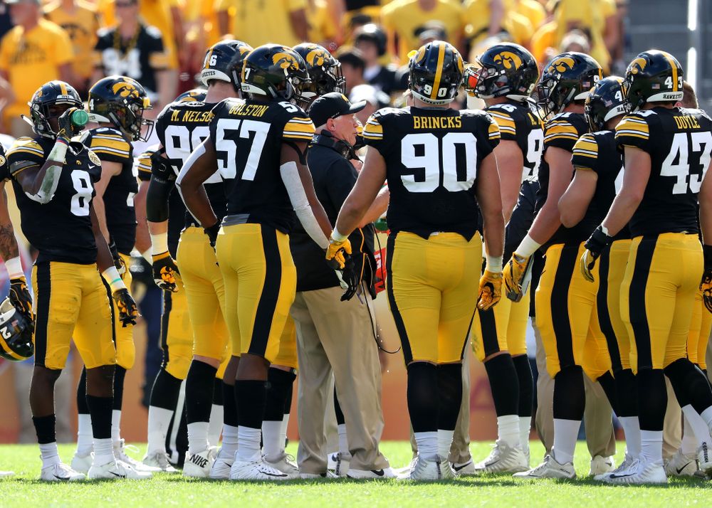 Iowa Hawkeyes defensive line coach Reese Morgan against the Mississippi State Bulldogs in the Outback Bowl Tuesday, January 1, 2019 at Raymond James Stadium in Tampa, FL. (Brian Ray/hawkeyesports.com)