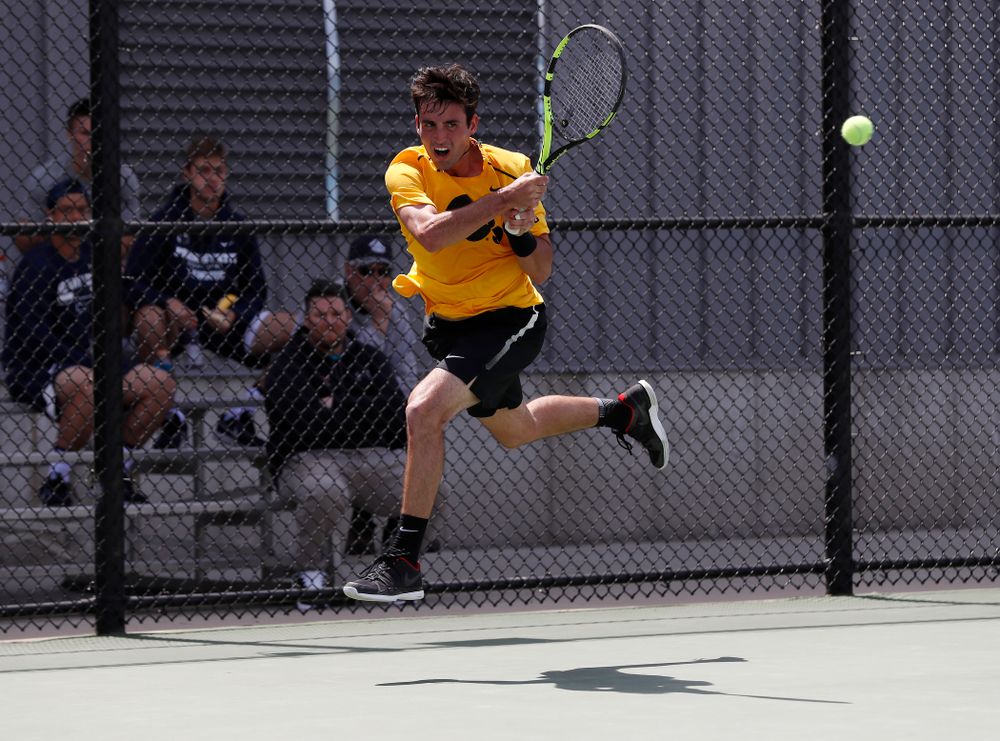 Josh Silverstein against Northwestern in the first round of the 2018 Big Ten Men's Tennis Tournament Thursday, April 26, 2018 at the Hawkeye Tennis and Recreation Complex. (Brian Ray/hawkeyesports.com)