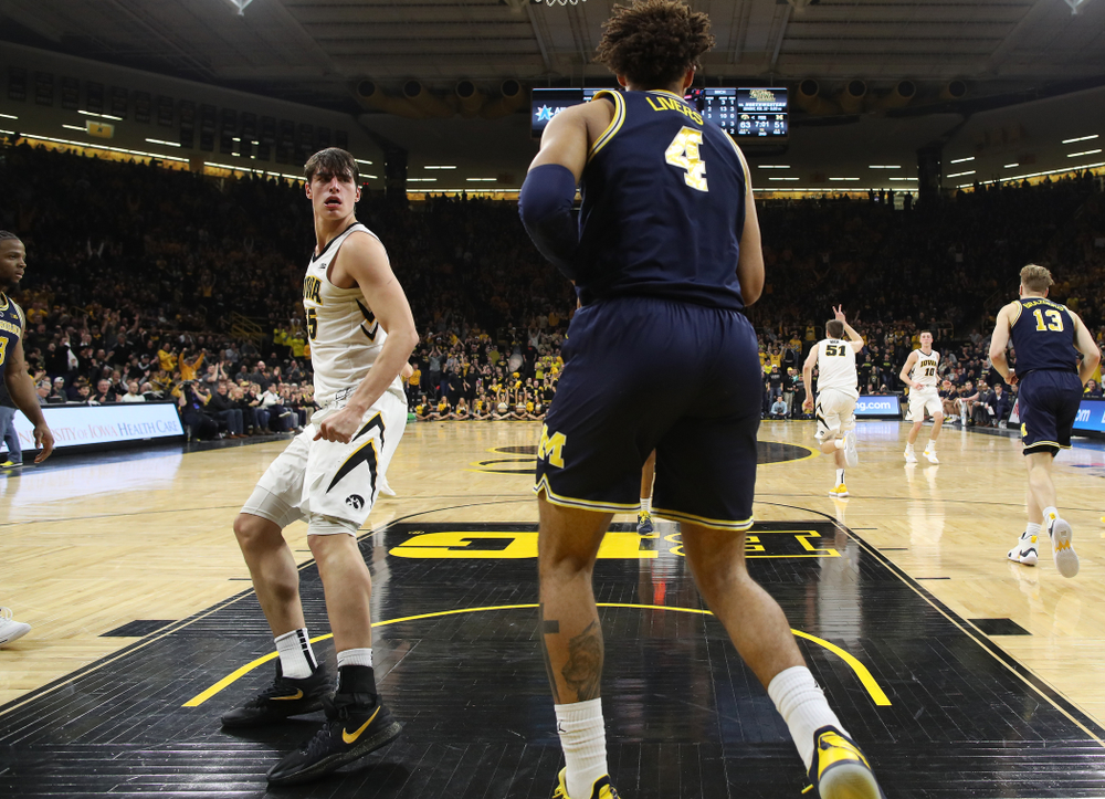Iowa Hawkeyes forward Luka Garza (55) dunks the ball against the Michigan Wolverines Friday, February 1, 2019 at Carver-Hawkeye Arena. (Brian Ray/hawkeyesports.com)