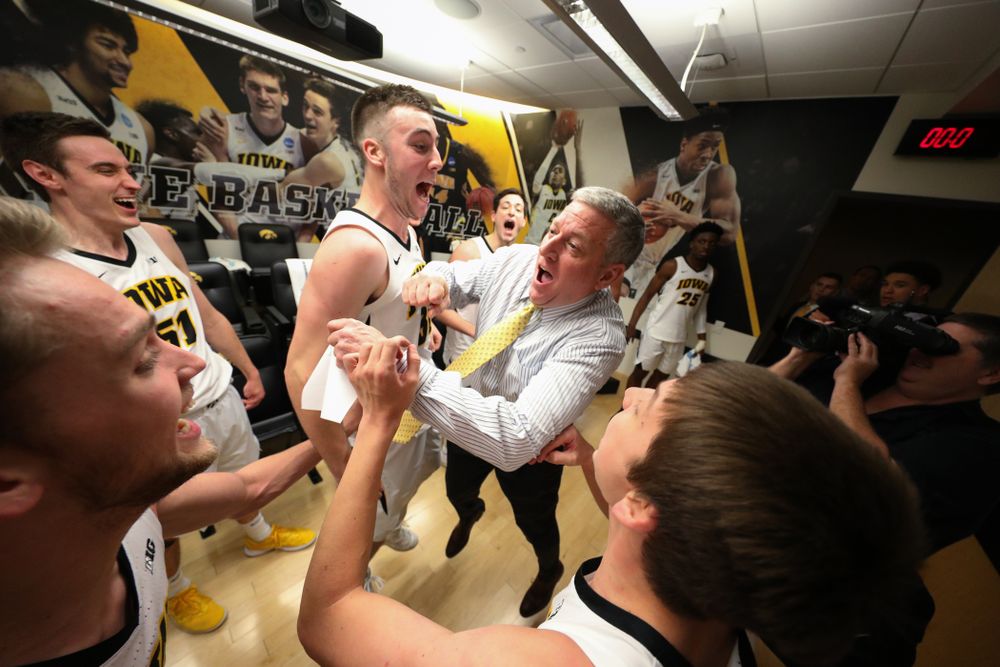 Iowa Hawkeyes guard Connor McCaffery (30) and assistant coach Kirk Speraw against the Michigan Wolverines Friday, February 1, 2019 at Carver-Hawkeye Arena. (Brian Ray/hawkeyesports.com)