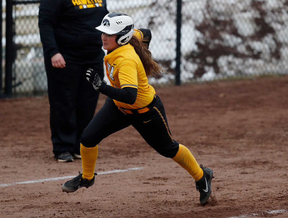 Iowa Hawkeyes infielder Taylor Libby (4) against UW Green Bay Tuesday, March 27, 2018 at Bob Pearl Field. (Brian Ray/hawkeyesports.com)