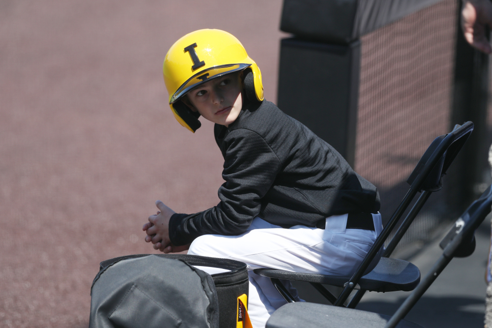 Batboy Gavin Gorzelanny during game two against UC Irvine Saturday, May 4, 2019 at Duane Banks Field. (Brian Ray/hawkeyesports.com)
