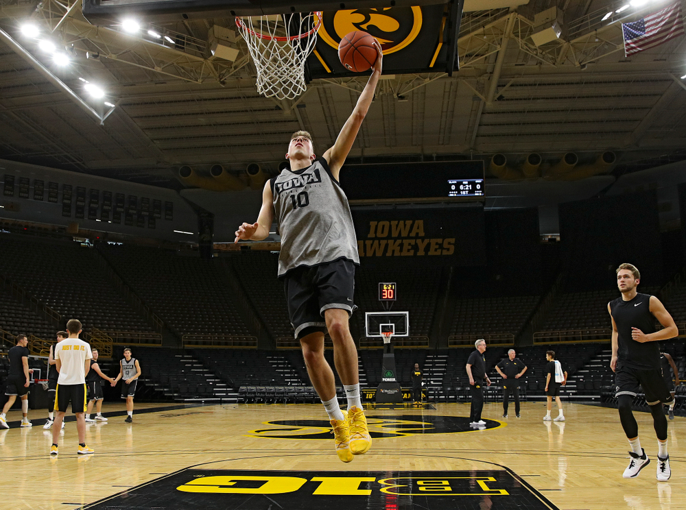 Iowa Hawkeyes guard Joe Wieskamp (10) makes a basket during practice at Carver-Hawkeye Arena in Iowa City on Wednesday, Oct 9, 2019. (Stephen Mally/hawkeyesports.com)