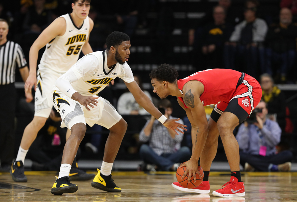 Iowa Hawkeyes guard Isaiah Moss (4) against the Ohio State Buckeyes Saturday, January 12, 2019 at Carver-Hawkeye Arena. (Brian Ray/hawkeyesports.com)