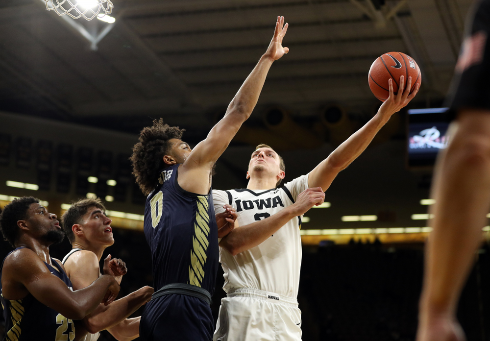 Iowa Hawkeyes forward Jack Nunge (2) against Oral Roberts Friday, November 15, 2019 at Carver-Hawkeye Arena. (Brian Ray/hawkeyesports.com)