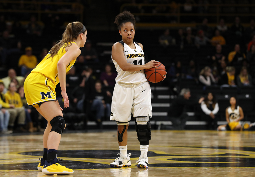 Iowa Hawkeyes guard Tania Davis (11) against the Michigan Wolverines Thursday, January 17, 2019 at Carver-Hawkeye Arena. (Brian Ray/hawkeyesports.com)