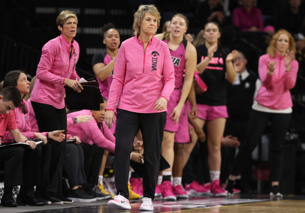 Iowa Hawkeyes head coach Lisa Bluder against the seventh ranked Maryland Terrapins Sunday, February 17, 2019 at Carver-Hawkeye Arena. (Brian Ray/hawkeyesports.com)