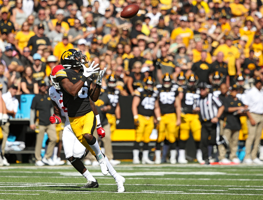 Iowa Hawkeyes wide receiver Ihmir Smith-Marsette (6) pulls in a 58-yard touchdown reception during the first quarter of their Big Ten Conference football game at Kinnick Stadium in Iowa City on Saturday, Sep 7, 2019. (Stephen Mally/hawkeyesports.com)