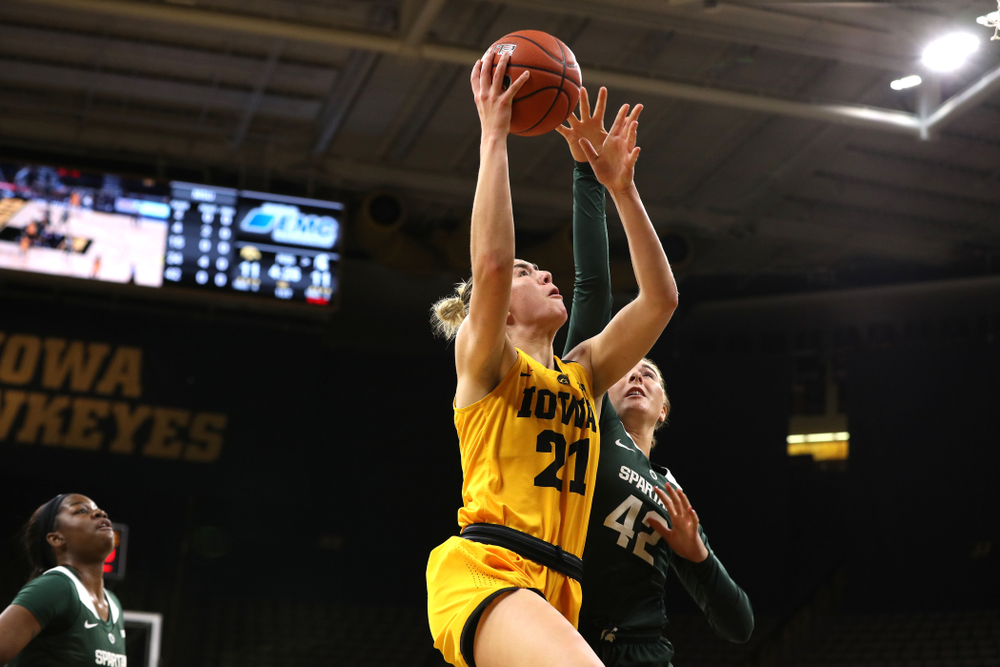 Iowa Hawkeyes forward Hannah Stewart (21) against the Michigan State Spartans Thursday, February 7, 2019 at Carver-Hawkeye Arena. (Brian Ray/hawkeyesports.com)