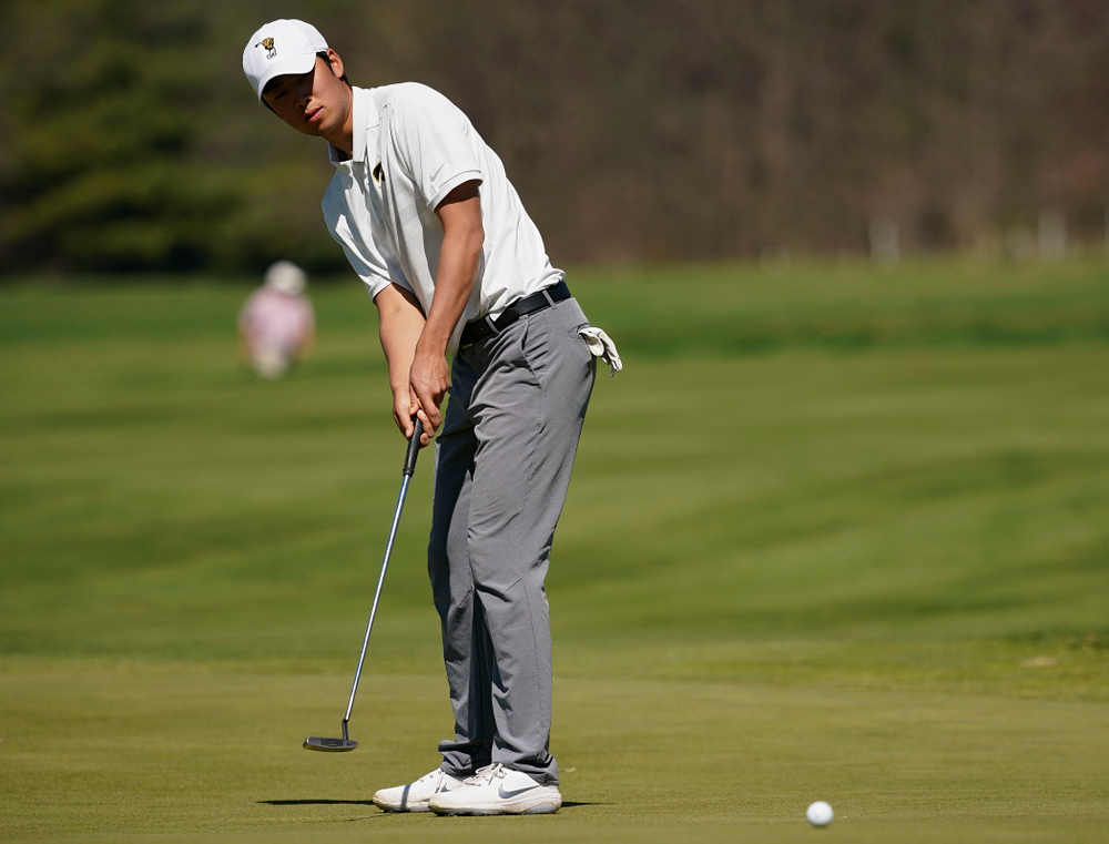 Iowa's Joe Kim putts during the second round of the Hawkeye Invitational at Finkbine Golf Course in Iowa City on Saturday, Apr. 20, 2019. (Stephen Mally/hawkeyesports.com)
