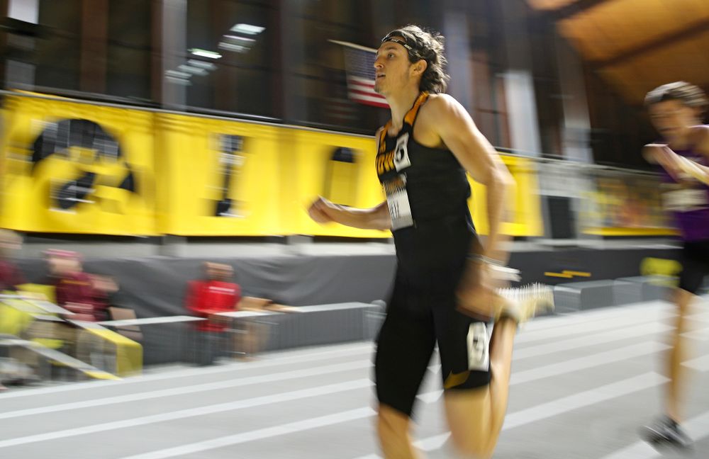 Iowa’s Austin Lietz runs the men’s 600 meter run premier event during the Larry Wieczorek Invitational at the Recreation Building in Iowa City on Friday, January 17, 2020. (Stephen Mally/hawkeyesports.com)