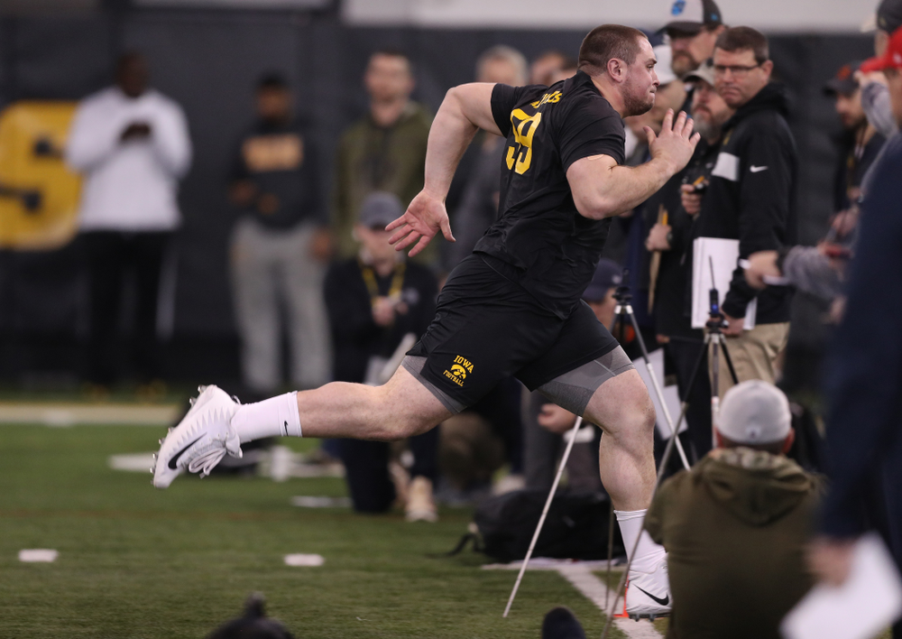 Iowa Hawkeyes offensive lineman Ross Reynolds (59) during the teamÕs annual Pro Day Monday, March 25, 2019 at the Hansen Football Performance Center. (Brian Ray/hawkeyesports.com)
