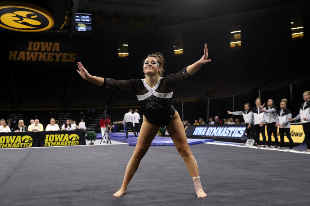 Iowa's Erin Castle competes on the floor against the Rutgers Scarlet Knights Saturday, January 26, 2019 at Carver-Hawkeye Arena. (Brian Ray/hawkeyesports.com)