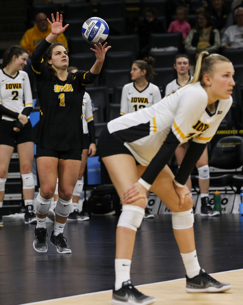 Iowa Hawkeyes defensive specialist Molly Kelly (1) serves the ball during a match against Rutgers at Carver-Hawkeye Arena on November 2, 2018. (Tork Mason/hawkeyesports.com)
