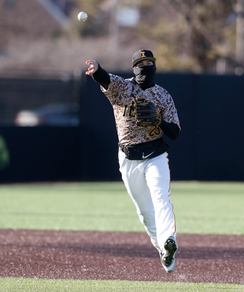 Iowa Hawkeyes infielder Kyle Crowl (23) against the Ohio State Buckeyes Saturday, April 7, 2018 at Duane Banks Field. (Brian Ray/hawkeyesports.com)