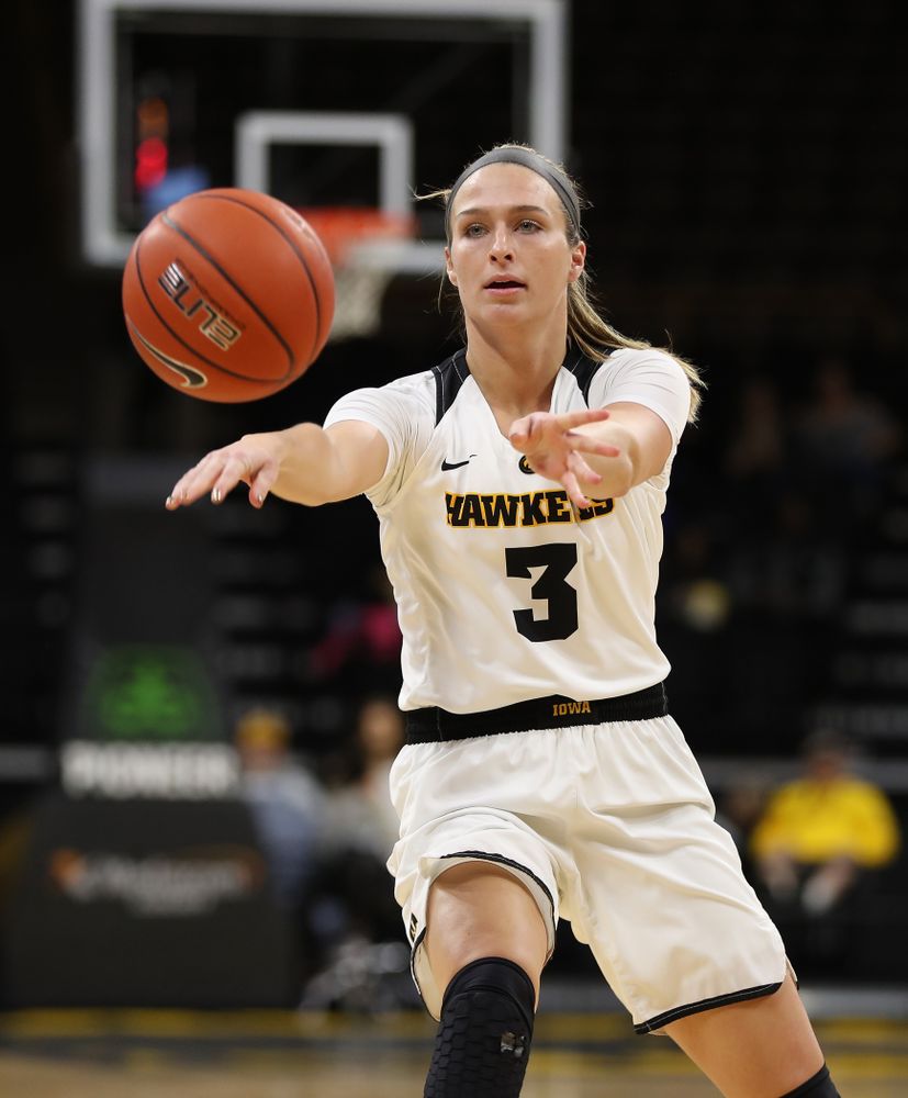 Iowa Hawkeyes guard Makenzie Meyer (3) against the Nebraska Cornhuskers Thursday, January 3, 2019 at Carver-Hawkeye Arena. (Brian Ray/hawkeyesports.com)