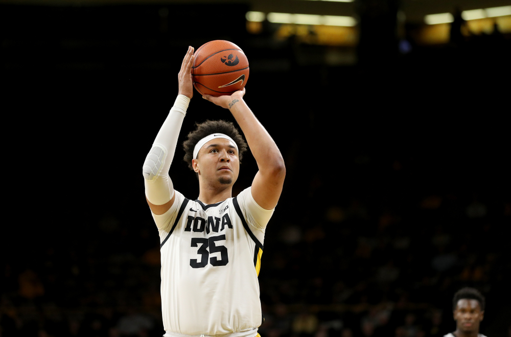 Iowa Hawkeyes forward Cordell Pemsl (35) against North Florida Thursday, November 21, 2019 at Carver-Hawkeye Arena. (Brian Ray/hawkeyesports.com)