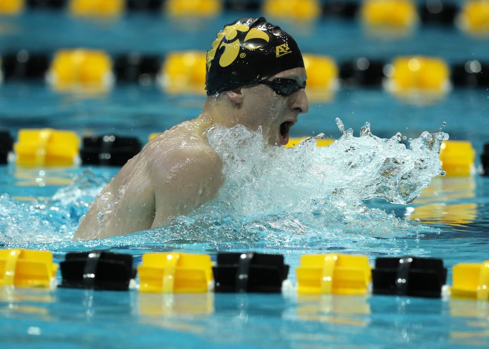 Iowa's Jackson Kuhlers swims the 200 yard Individual Medley Thursday, November 15, 2018 during the 2018 Hawkeye Invitational at the Campus Recreation and Wellness Center. (Brian Ray/hawkeyesports.com)