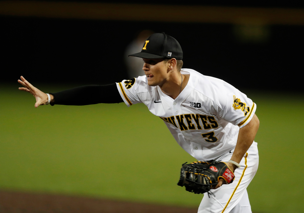 Iowa Hawkeyes infielder Matt Hoeg (3) against the Michigan Wolverines Friday, April 27, 2018 at Duane Banks Field in Iowa City. (Brian Ray/hawkeyesports.com)