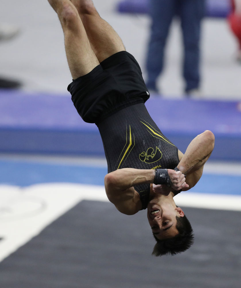 Iowa's Andrew Herrador competes on the floor against Oklahoma Saturday, February 9, 2019 at Carver-Hawkeye Arena. (Brian Ray/hawkeyesports.com)