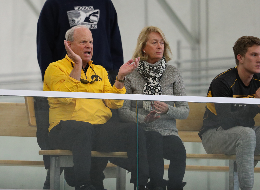against Western Michigan Saturday, January 19, 2019 at the Hawkeye Tennis and Recreation Complex. (Brian Ray/hawkeyesports.com)