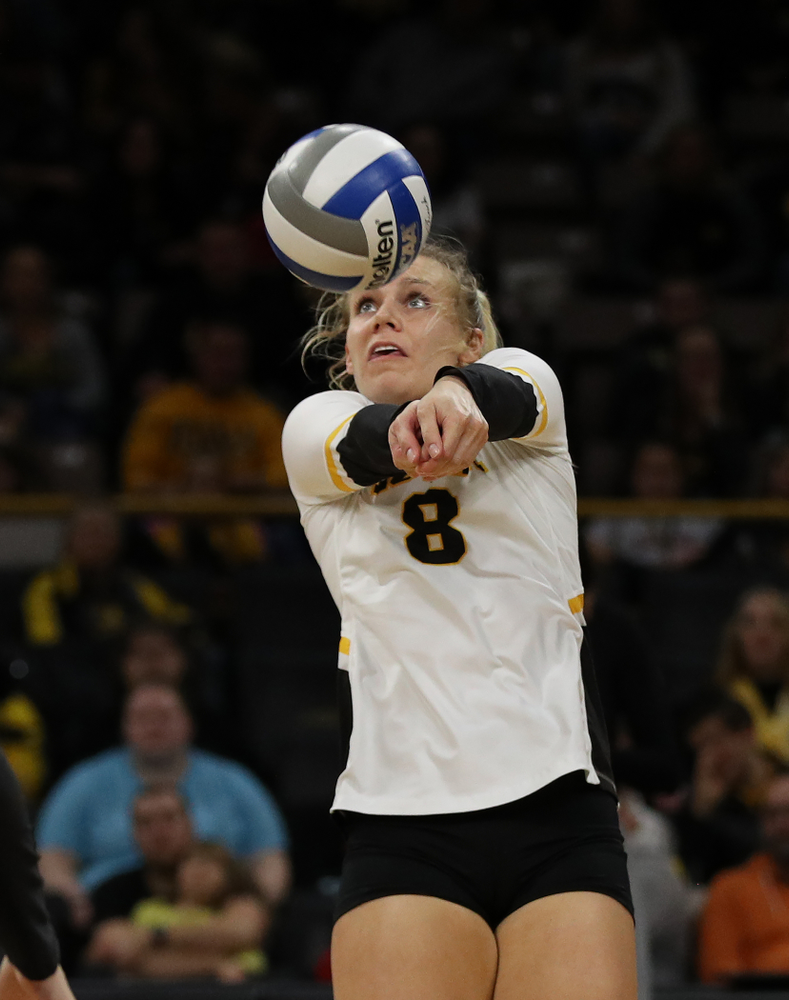 Iowa Hawkeyes right side hitter Reghan Coyle (8) against the Ohio State Buckeyes Saturday, November 24, 2018 at Carver-Hawkeye Arena. (Brian Ray/hawkeyesports.com)