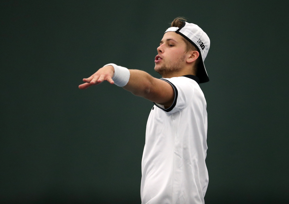 Iowa's Will Davies against Western Michigan Saturday, January 19, 2019 at the Hawkeye Tennis and Recreation Complex. (Brian Ray/hawkeyesports.com)