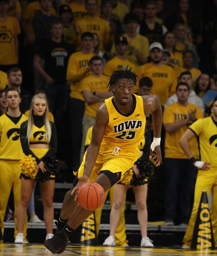 forward Tyler Cook (25) against the Wisconsin Badgers Friday, November 30, 2018 at Carver-Hawkeye Arena. (Brian Ray/hawkeyesports.com)