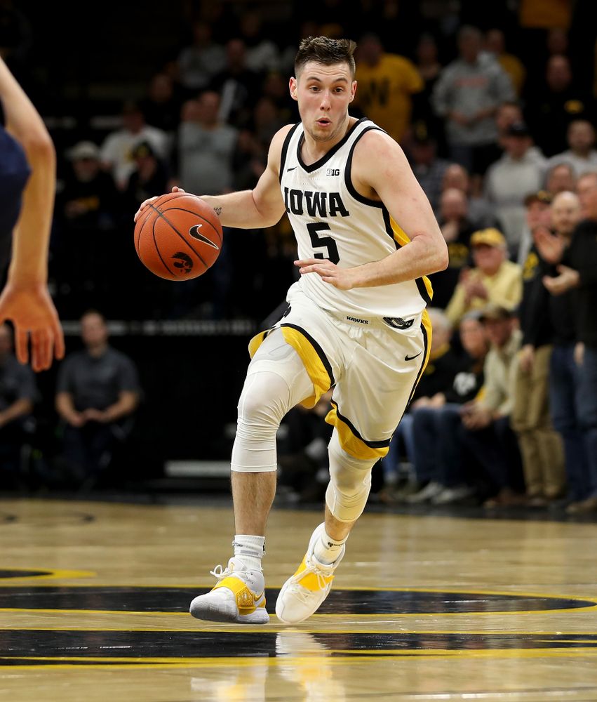 Iowa Hawkeyes guard CJ Fredrick (5) against the Michigan Wolverines Friday, January 17, 2020 at Carver-Hawkeye Arena. (Brian Ray/hawkeyesports.com)