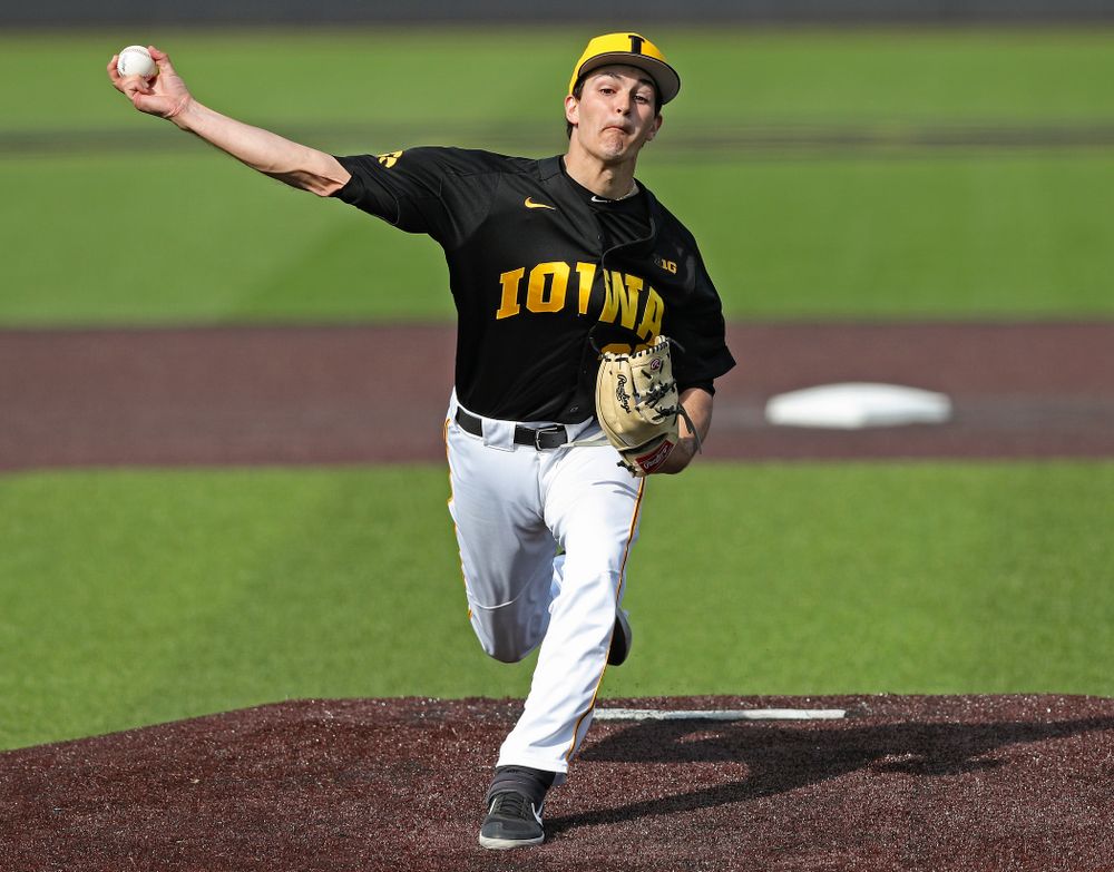 Iowa Hawkeyes pitcher Jason Foster (27) delivers to the plate during the seventh inning of their game against Rutgers at Duane Banks Field in Iowa City on Saturday, Apr. 6, 2019. (Stephen Mally/hawkeyesports.com)