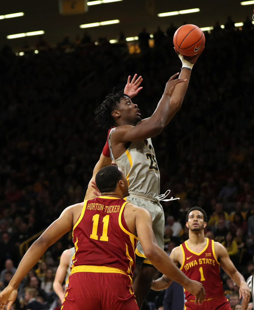 Iowa Hawkeyes forward Tyler Cook (25) against the Iowa State Cyclones in the Iowa Corn Cy-Hawk Series Thursday, December 6, 2018 at Carver-Hawkeye Arena. (Brian Ray/hawkeyesports.com)