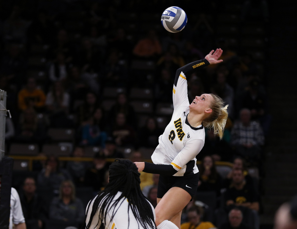 Iowa Hawkeyes right side hitter Reghan Coyle (8) against the Ohio State Buckeyes Saturday, November 24, 2018 at Carver-Hawkeye Arena. (Brian Ray/hawkeyesports.com)