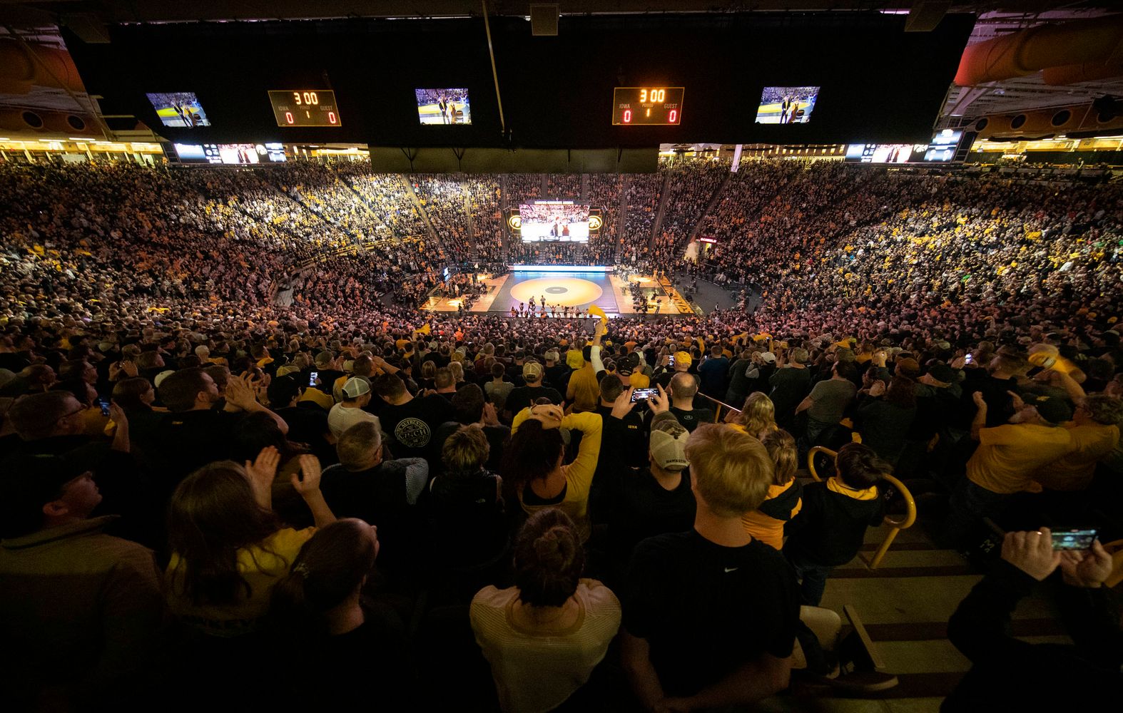 Carver Hawkeye Arena University Of Iowa Athletics