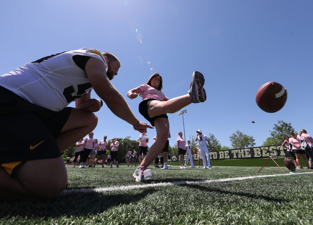 2019 Iowa Ladies Football Academy Page 7316 University Of Iowa