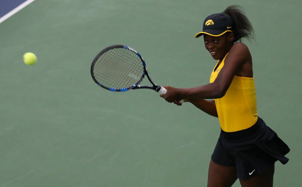 Adorabol Huckleby returns a shot in a singles match during the second day of the ITA Central Regional Championships at the Hawkeye Tennis and Recreation Complex on October 13, 2018. (Tork Mason/hawkeyesports.com)