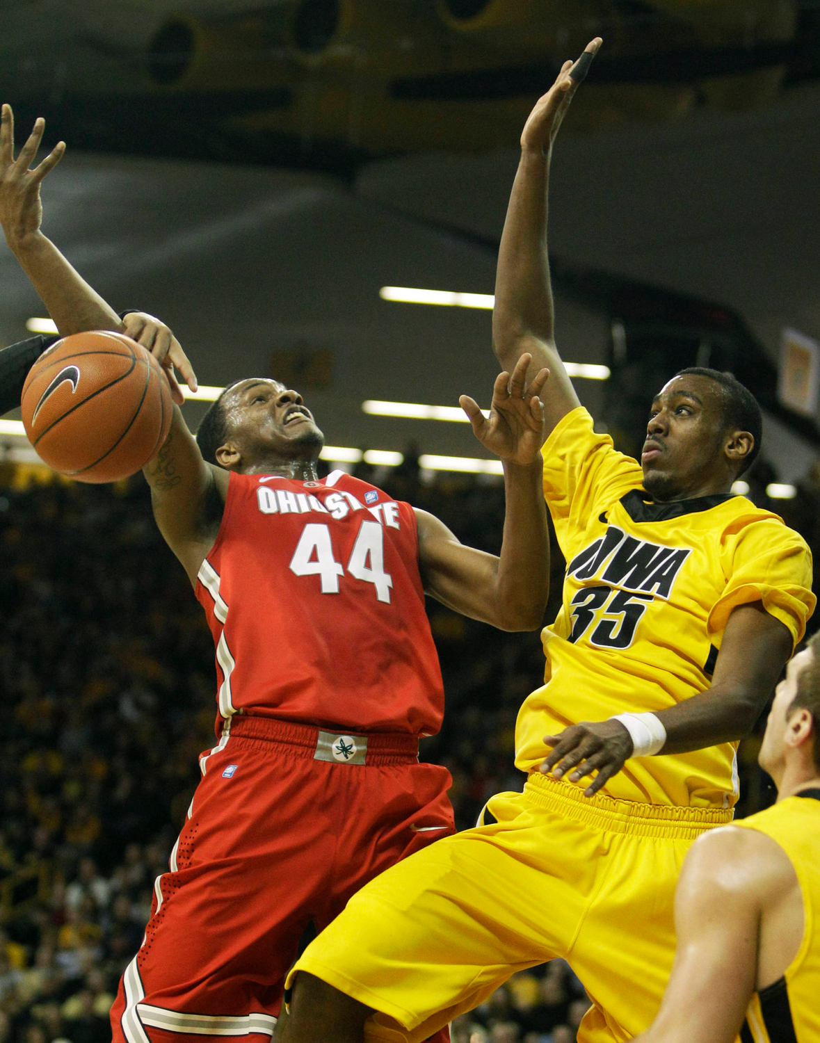 Men S Basketball Vs Ohio State Ap Photos University Of Iowa Athletics