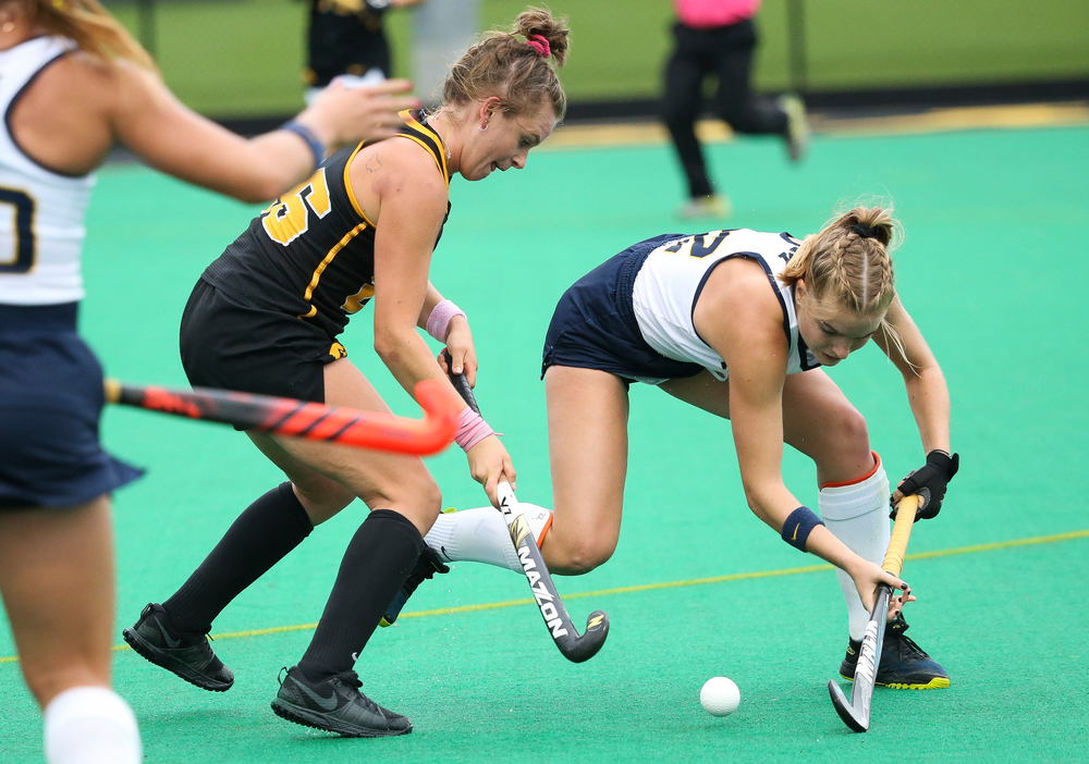 Iowa Hawkeyes forward Madeleine Murphy (26) defends during a game against Michigan at Grant Field on October 5, 2018. (Tork Mason/hawkeyesports.com)