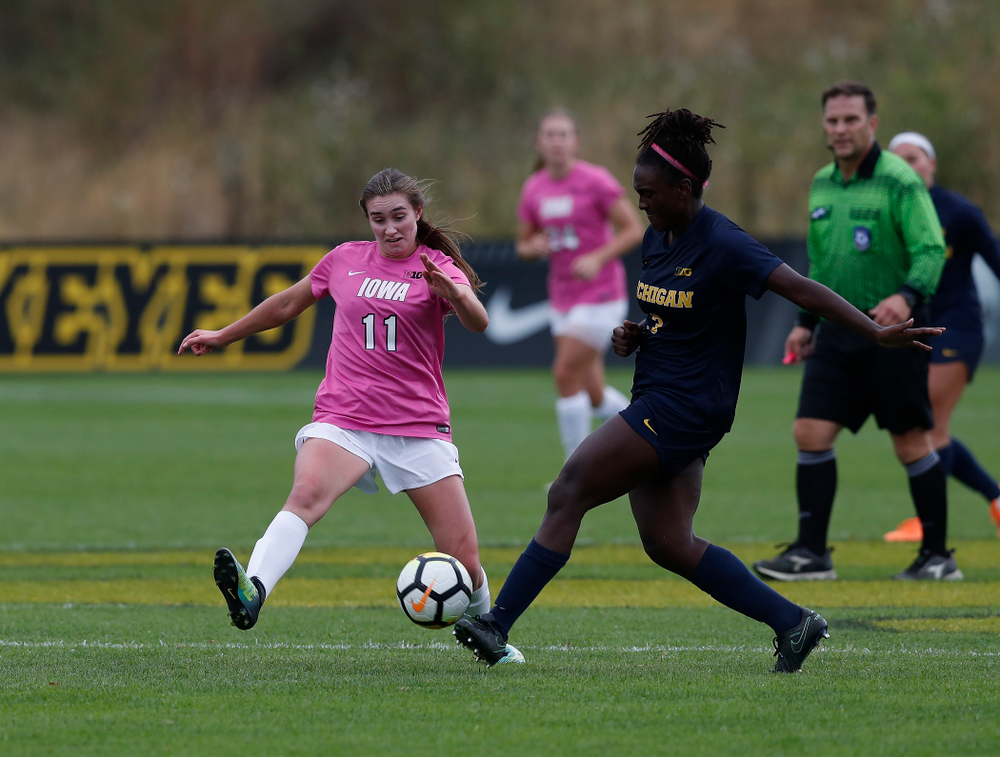 Iowa Hawkeyes Sydney Blitchok (11) against Michigan Sunday, October 14, 2018 at the Iowa Soccer Complex. (Brian Ray/hawkeyesports.com)