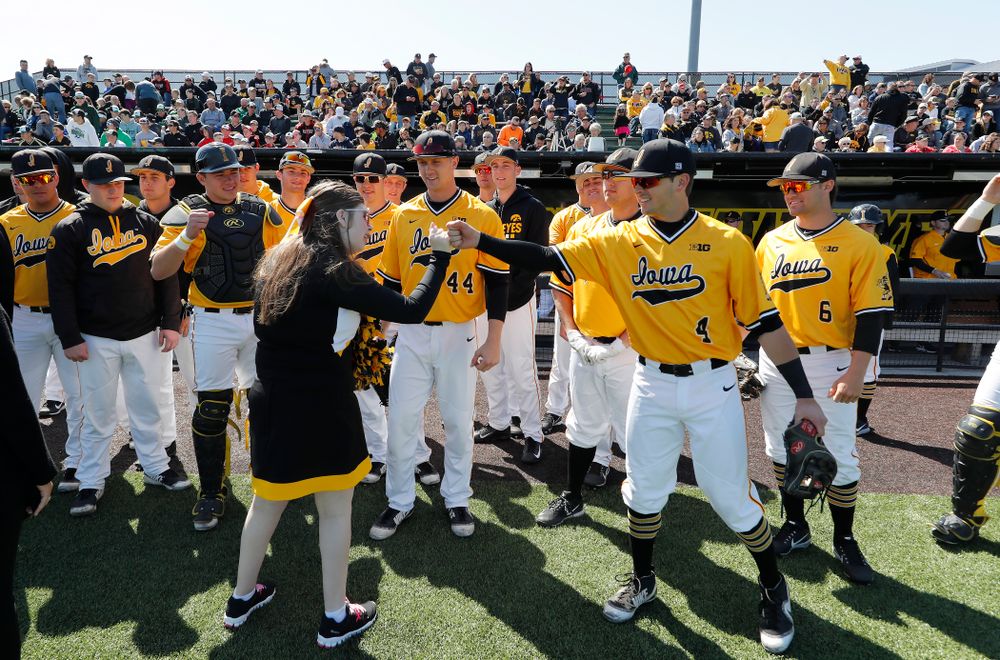 Iowa Hawkeyes infielder Mitchell Boe (4) against the Michigan Wolverines Sunday, April 29, 2018 at Duane Banks Field. (Brian Ray/hawkeyesports.com)