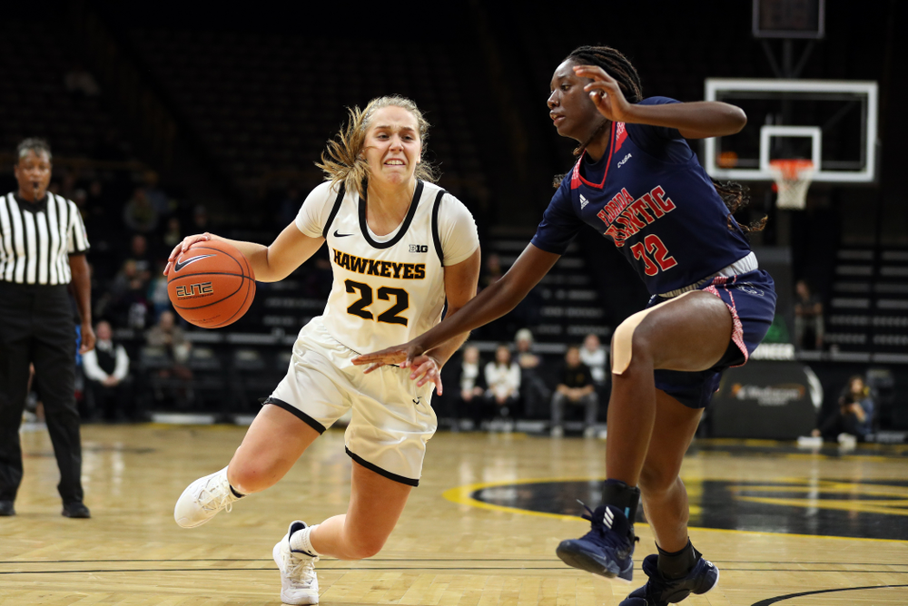 Iowa Hawkeyes guard Kathleen Doyle (22) against Florida Atlantic University Thursday, November 7, 2019 at Carver-Hawkeye Arena. (Brian Ray/hawkeyesports.com)
