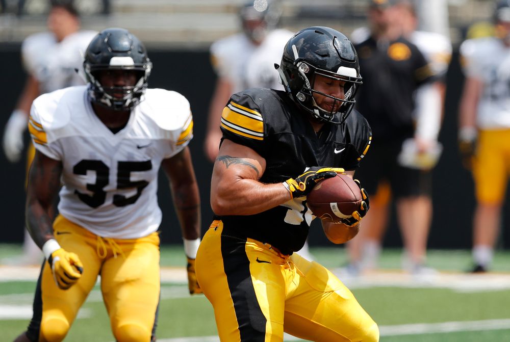 Iowa Hawkeyes fullback Austin Kelly (46) during Kids Day Saturday, August 11, 2018 at Kinnick Stadium. (Brian Ray/hawkeyesports.com)