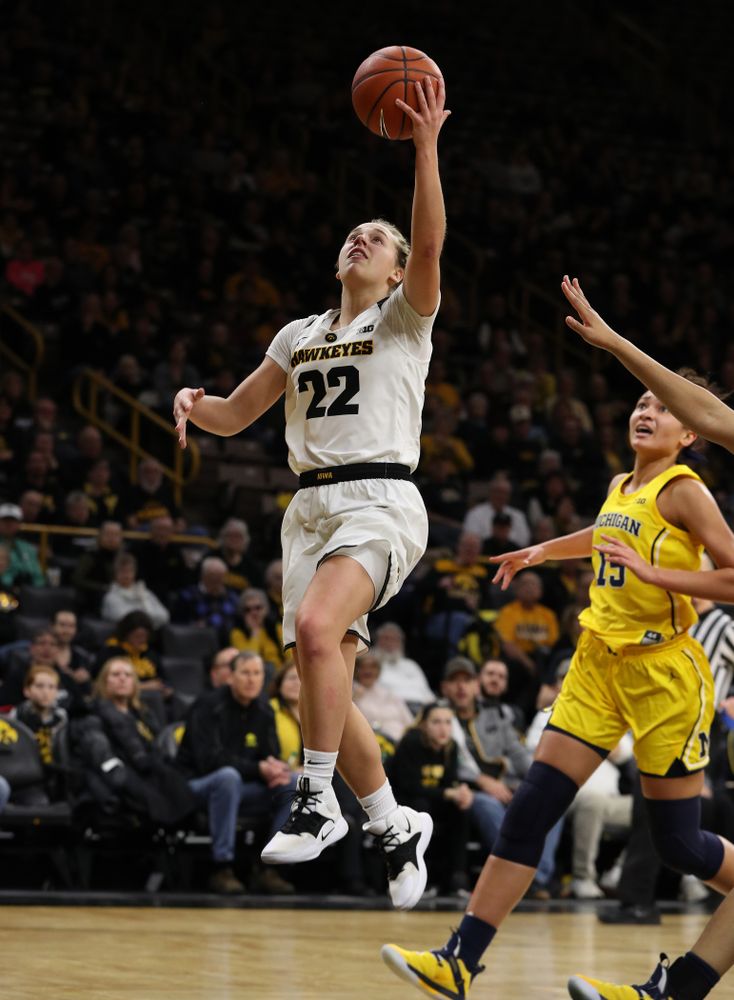 Iowa Hawkeyes guard Kathleen Doyle (22) against the Michigan Wolverines Thursday, January 17, 2019 at Carver-Hawkeye Arena. (Brian Ray/hawkeyesports.com)