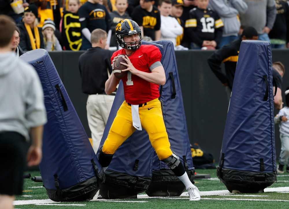 Iowa Hawkeyes quarterback Spencer Petras (7) during the final spring practice Friday, April 20, 2018 at Kinnick Stadium. (Brian Ray/hawkeyesports.com)